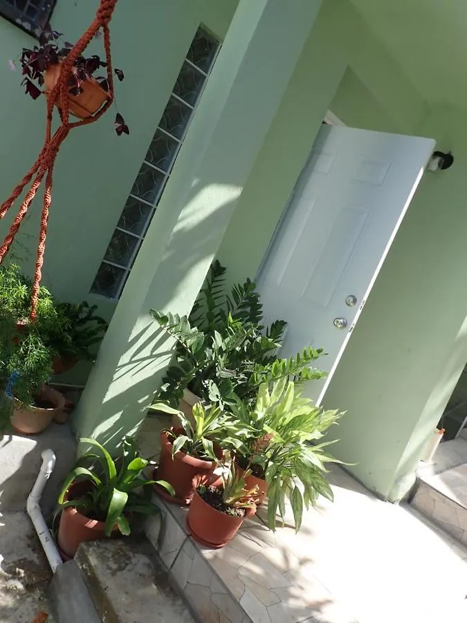Urban Oasis Apartment Castries